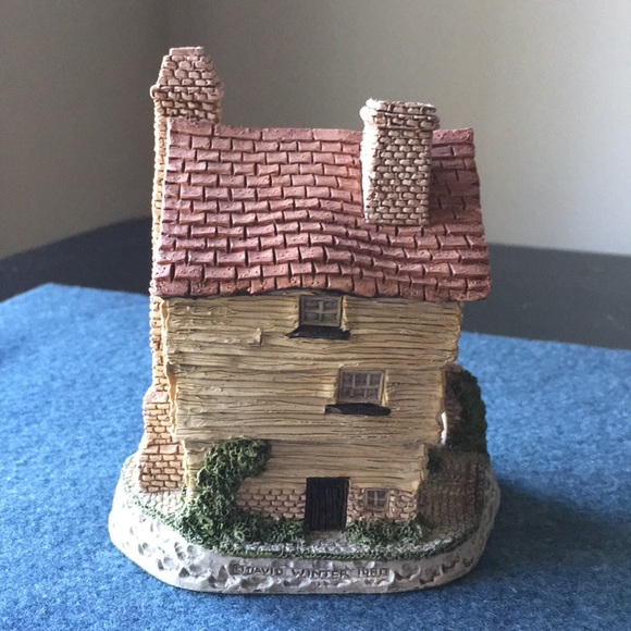 David Winter cottage: “Wine Merchant” - Picture 3 of 7